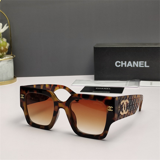 Chanel Sunglass AA 032